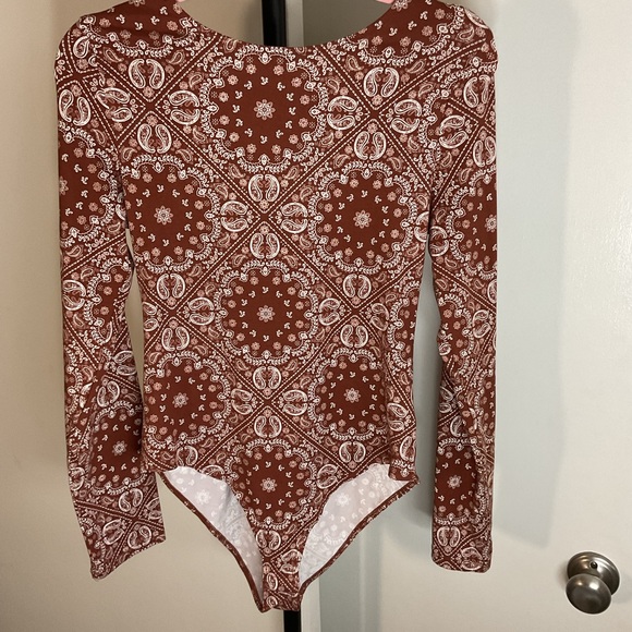 Neon Soul Brown Paisley Open Back Bodysuit Size XL Long Sleeve Boho 70s Festival - Picture 4 of 14